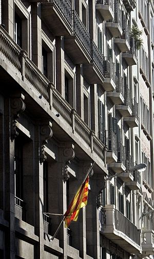 La fachada de Gobernacin, sin la bandera espaola. (Foto: EFE)
