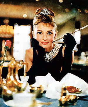 Audrey Hepburn en un fotograma de 'Desayuno con diamantes'. (Foto: AP)