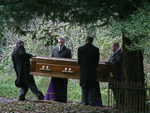Entierro de Litvinenko en el cementerio londinense de Highgate. (Foto: C. McNaughton)