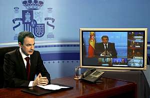 Zapatero durante la videoconferencia. (Foto: EFE)