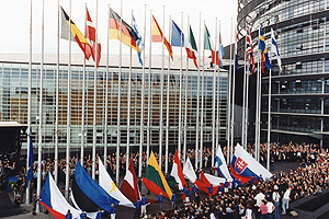 Vista del edificio sede del Parlamento Europeo. (Foto: El Mundo)