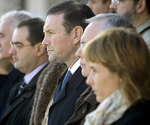 Ibarretxe, durante un acto de condena a ETA. (Foto: EFE)