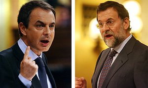 Zapatero y Rajoy, durante el debate. (Foto: AFP)
