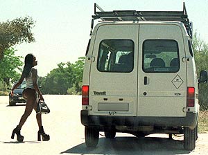 Una prostituta en Madrid en una foto tomada en 2002. (Foto: EL MUNDO)