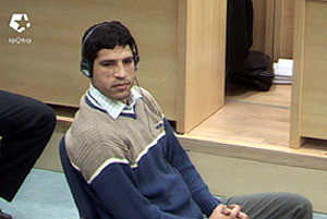 Abdelmajid Bouchar durante su interrogatorio. (Foto: LaOtra)