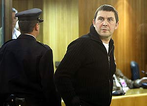 El lder de Batasuna, Arnaldo Otegui, en la Audiencia Nacional durante el juicio por exaltacin del terrorismo. (Foto: POOL)