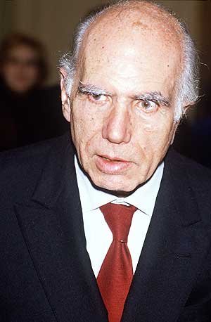 Luigi Comencini en una imagen de noviembre de 1984. (Foto: AFP)
