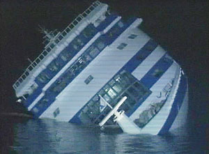 Imagen de televisión del hundimiento del crucero. (Foto: REUTERS)