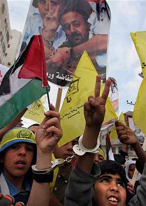 Palestinos, durante una protesta por la liberacin de presos. (Foto: AP)