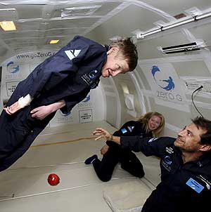Stephen Hawking, durante su experiencia en gravedad cero. (Foto: AP)