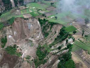 Segn los cientficos, movimientos de tierra como ste en Guatemala en 2005, podran ser una consecuencia de los 'terremotos lentos'. (Foto: AP)