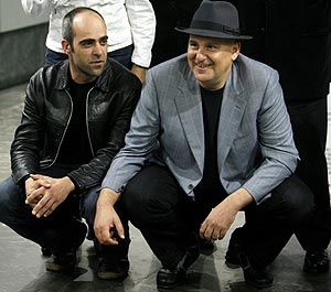 Luis Tosar y Antn Reixa, protagonista y director de 'Hotel Tvoli'. (Foto: EFE)