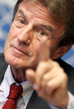 El nuevo ministro de Exteriores, Bernard Kouchner. (Foto: AP)