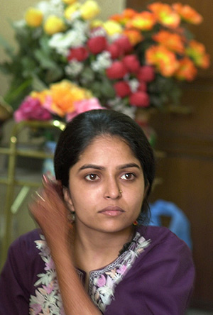 La joven india Nisha Sharma denunció a su novio por pedirle más dote. (Foto: AP)