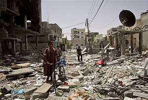 Casas destruidas tras enfrentamientos entre Hamas y Al Fatah en Gaza. (Foto: AP)