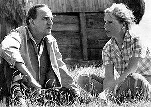 El director, en 1968 con la actriz Liv Ullmann. (Foto: AFP)