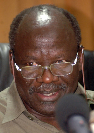 El ministro de Asuntos Exteriores de Sudn, Lam Akol. (Foto: Isam Al-Haj | AFP)