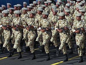 Miembros de la Guardia de la Revolucin iran, durante un desfile. (Foto: AP)
