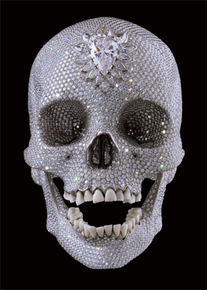 La calavera incrustada de diamantes del artista Damien Hirst. (Foto: REUTERS)