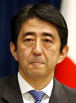 Shinzo Abe, durante la rueda de prensa en la que anunci su dimisin. (Foto: AFP)