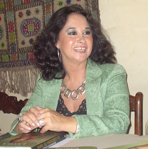 Magdalena Lasala en la presentacin de su libro 'La Cortesana de Taifas'. (Foto: A.P. Hernndez)