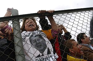 Seguidores de Fujimori en una manifestacin en su apoyo en Lima. (Foto: EFE)
