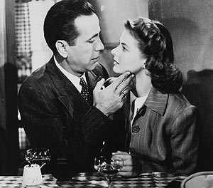 Humphrey Bogart e Ingrid Bergman, en un momento de la pelcula.