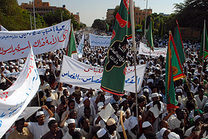 Manifestacin en Jartum en la que piden la ejecucin de la profesora britnica. (Foto: AFP)