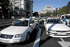 Concentracin de taxistas en la Plaza de Cibeles. (Foto: Carlos Barajas)