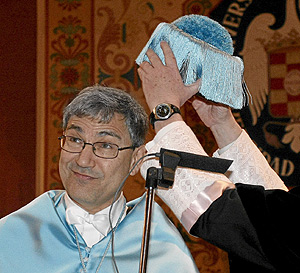 Orhan Pamuk, investido 'honoris causa' por la Universidad Complutense. (Foto: Kike Para)