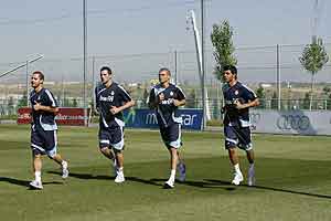Los jugadores del Real Madrid en Valdebebas. (Foto: A. Martínez).