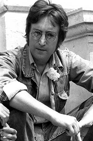John Lennon, durante su presencia en el Festival de Cannes, en 1971. (Foto: AFP)