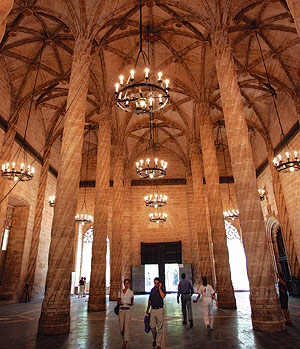 La Lonja de Valencia, monumeto declarado patrimonio de la Humanidad. (Foto: El Mundo)