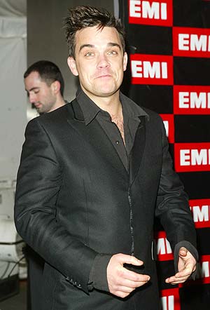 Robbie Williams, en una fiesta de EMI. (Foto: AP)