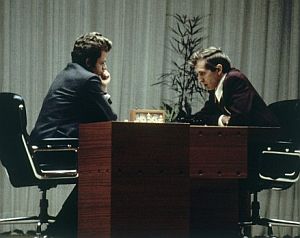 Instante del duelo entre Fischer y Spassky, en 1972, en Reikiavik. (Foto: AP)