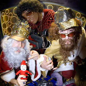 Imagen de la campaa de La Despensa en la que Los Reyes Magos hacen vud a Pap Noel. (Fotot: REUTERS)