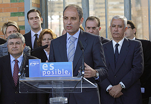 Francisco Camps, durante su acto a favor del PP andaluz en Almera. (Foto: EFE)