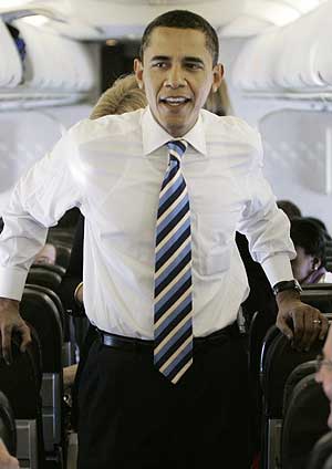 Barack Obama , durante un viaje de Washington a Wichita. (Foto: AP Photo)