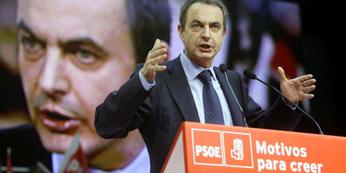 Zapatero gesticula en un momento de su intervencin. (Foto: REUTERS)