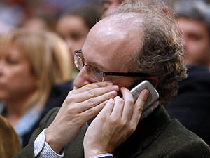 El secretario de Comunicacin del PP, Gabriel Elorriaga, durtante un acto de Rajoy. (Foto: EFE)