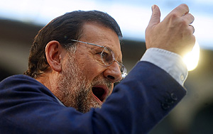 Mariano Rajoy, en un mitin. (Foto: AP)