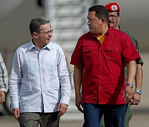 Chve y Uribe, en una imagen tomada en noviembre, cuando la relacin entre ambos era de cordialidad. (Foto: AFP)