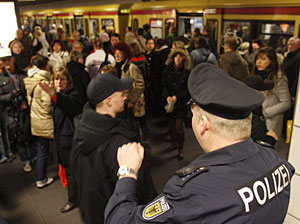 Una estacin de metro en Berln, colapsada por la huelga (Foto: Reuters)