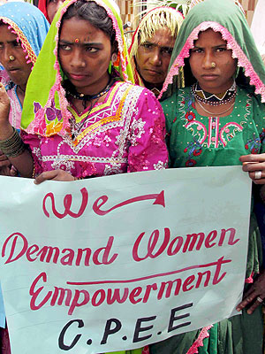 Manifestacin por el empoderamiento de las mujeres paquistanes. (Foto: EFE)