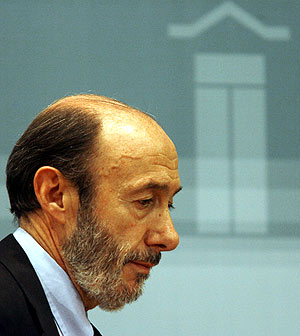 El ministro del Interior, Alfredo Prez Rubalcaba. (Foto: AFP)