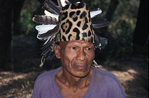 Un hombre indgena ayoreo, Paraguay. (Foto: Jonathan Mazower | Survival)