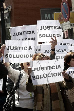 Funcionarios de Justicia, durante una de sus protestas. (Foto: EFE)