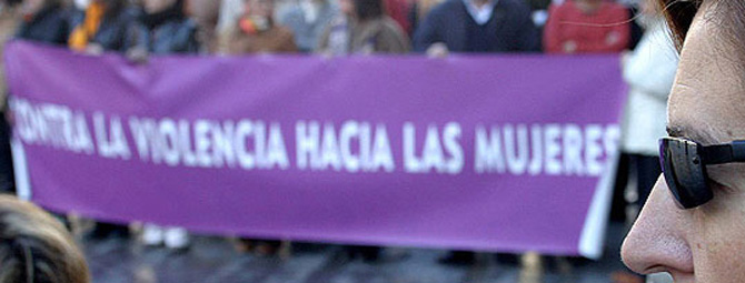 Manifestacin contra el maltrato a mujeres. (Foto: EL MUNDO)