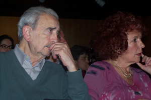 Juan y Mara Gelman, durante el homenaje que le rindieron intelectuales mexicanos. (Foto: D.V.)