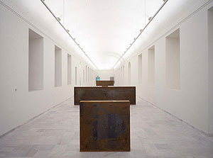 'Equal-Parallel/Guernica-Bengasi', la escultura de Richard Serra. (Foto: Museo Reina Sofa)